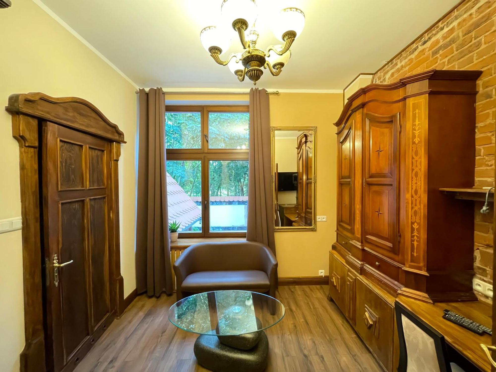 Nocleg ze śniadaniem Dworek Oliwski 3*
